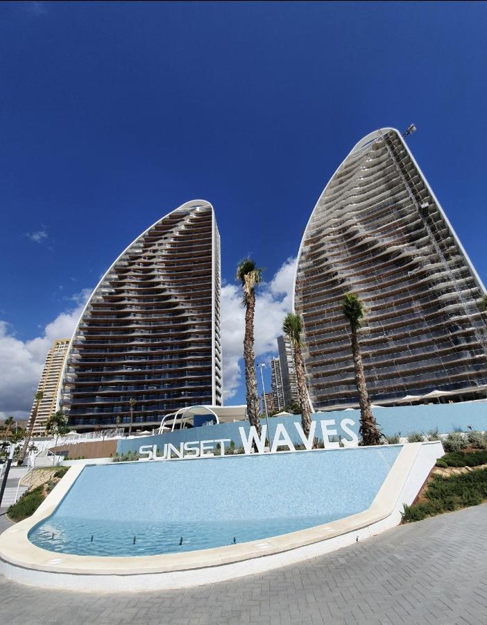 Sunset Waves Benidorm Apartment Exterior foto